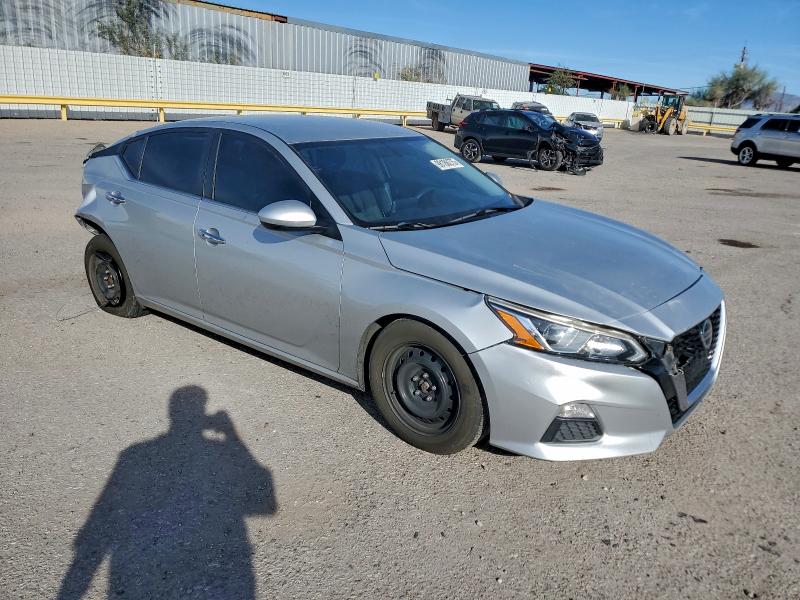 Photo 4 from auction – 2020 NISSAN ALTIMA with VIN 1N4BL4BV6LC193960
