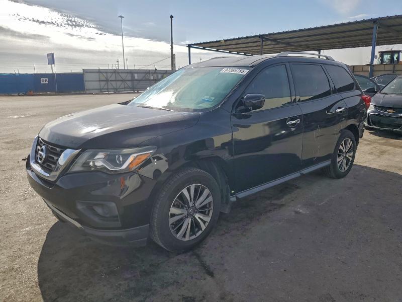 NISSAN PATHFINDER 2017 with VIN 5N1DR2MNXHC678236 - Photo from auction