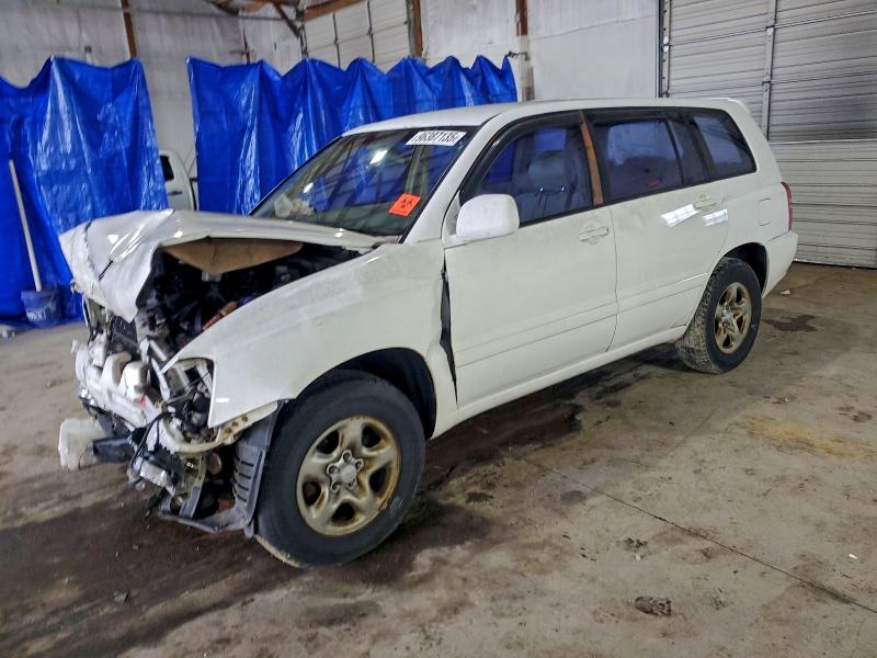 TOYOTA HIGHLANDER 2002 with VIN JTEGD21A120037854 - Photo from auction
