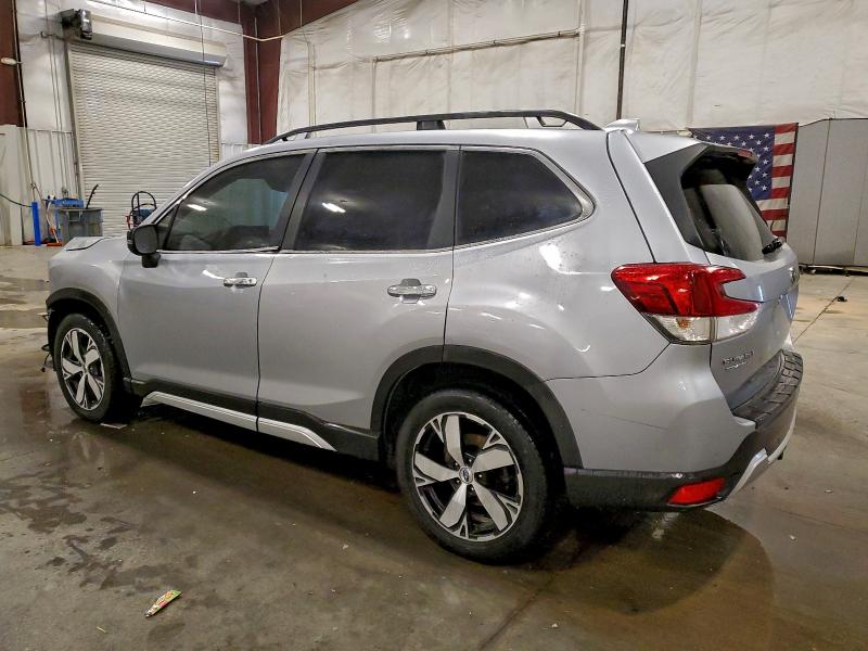 Photo 2 from auction – 2019 SUBARU FORESTER with VIN JF2SKAWC9KH585600