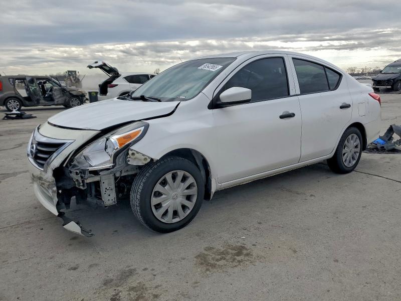 NISSAN VERSA S 2016 with VIN 3N1CN7AP4GL854119 - Photo from auction