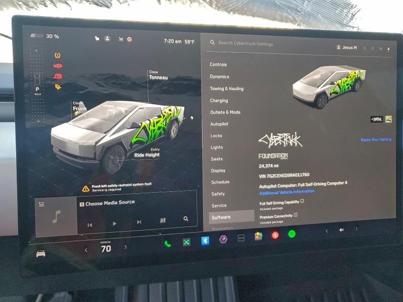Photo 9 from auction – 2024 TESLA CYBERTRUCK with VIN 7G2CEHED9RA011760