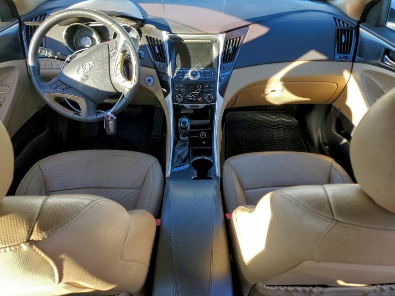 Photo 8 from auction – 2013 HYUNDAI SONATA SE with VIN 5NPEC4AC0DH671173