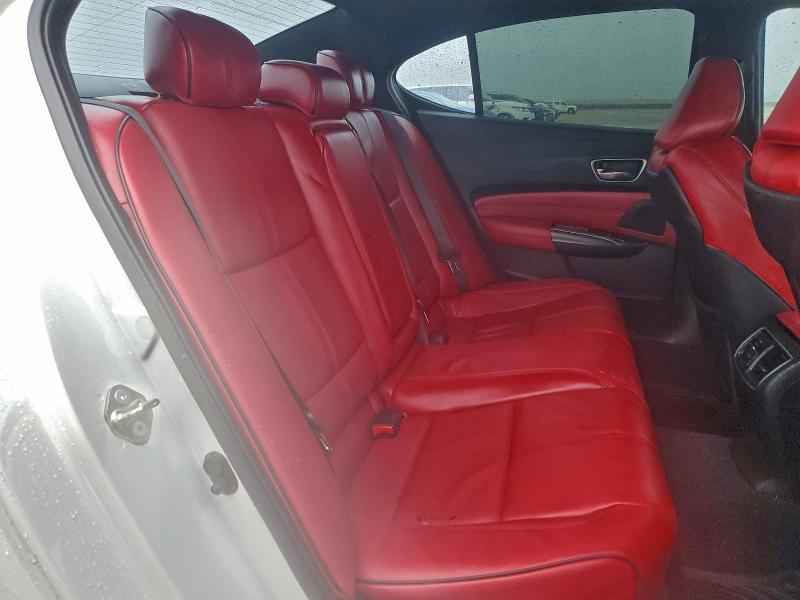 Photo 10 from auction – 2018 ACURA TLX TECH+A with VIN 19UUB3F68JA002889