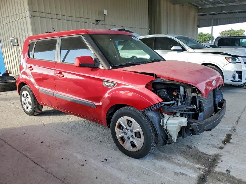 Photo 4 from auction – 2013 KIA SOUL with VIN KNDJT2A52D7563503