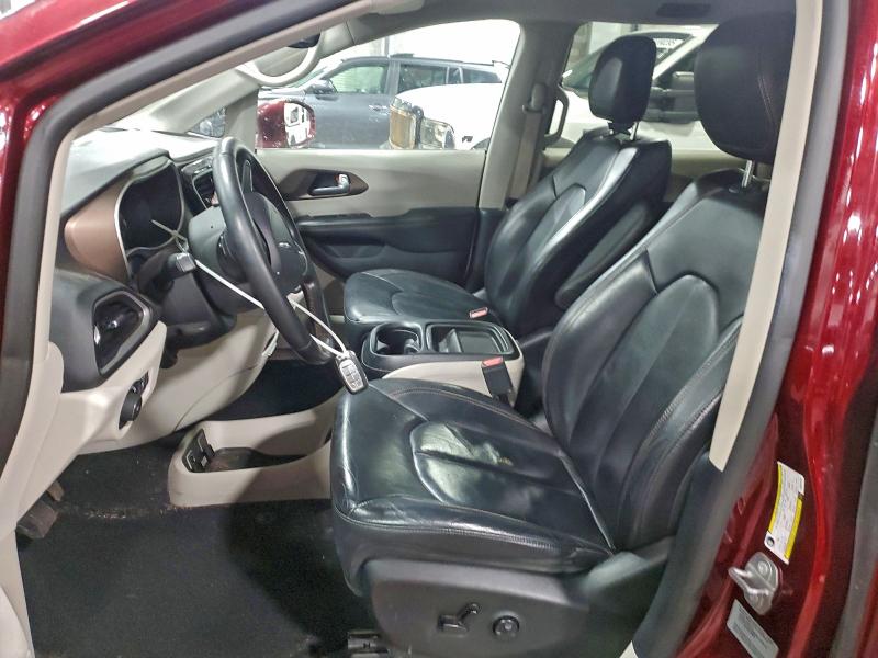 Photo 7 from auction – 2017 CHRYSLER PACIFICA T with VIN 2C4RC1BG1HR524788
