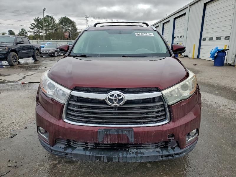 Photo 5 from auction – 2016 TOYOTA HIGHLANDER with VIN 5TDYKRFH7GS143968