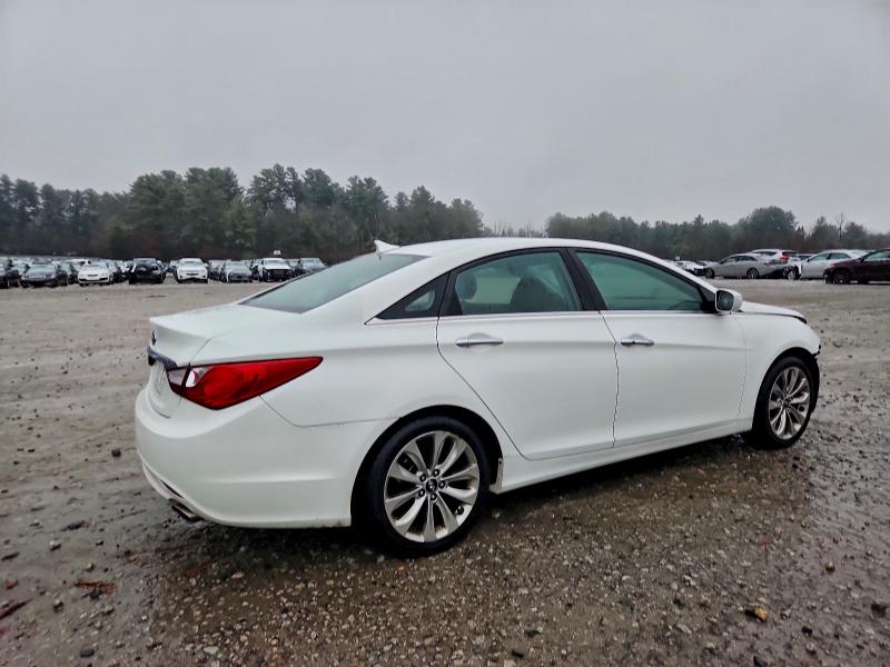 Photo 3 from auction – 2011 HYUNDAI SONATA SE with VIN 5NPEC4AC9BH188102