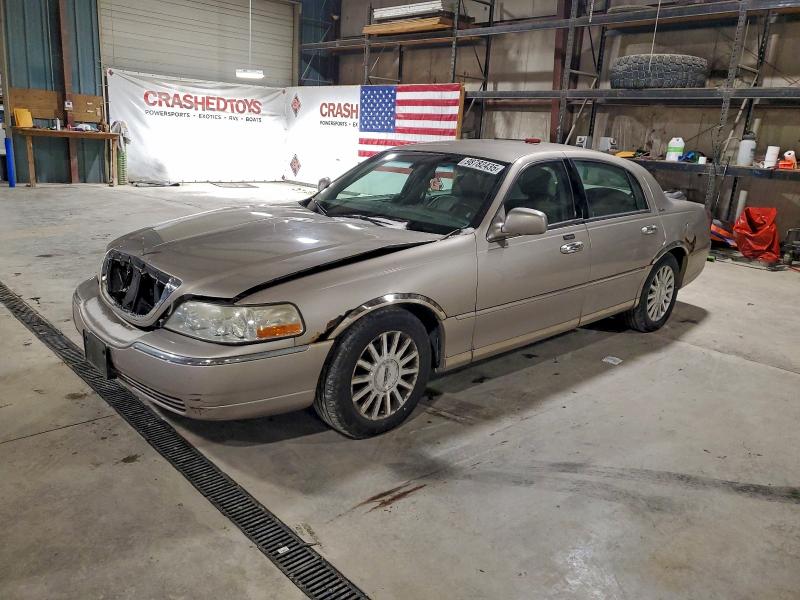 LINCOLN TOWN CAR E 2003 with VIN 1LNHM81W53Y694520 - Photo from auction