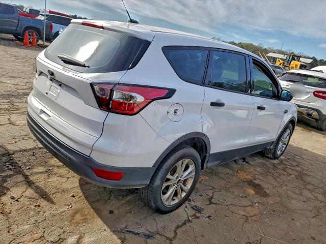 Photo 3 from auction – 2017 FORD ESCAPE S with VIN 1FMCU0F72HUC18365