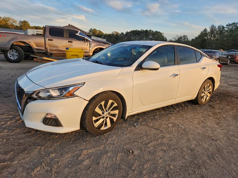 NISSAN ALTIMA S 2019 with VIN 1N4BL4BV8KN326091 - Photo from auction