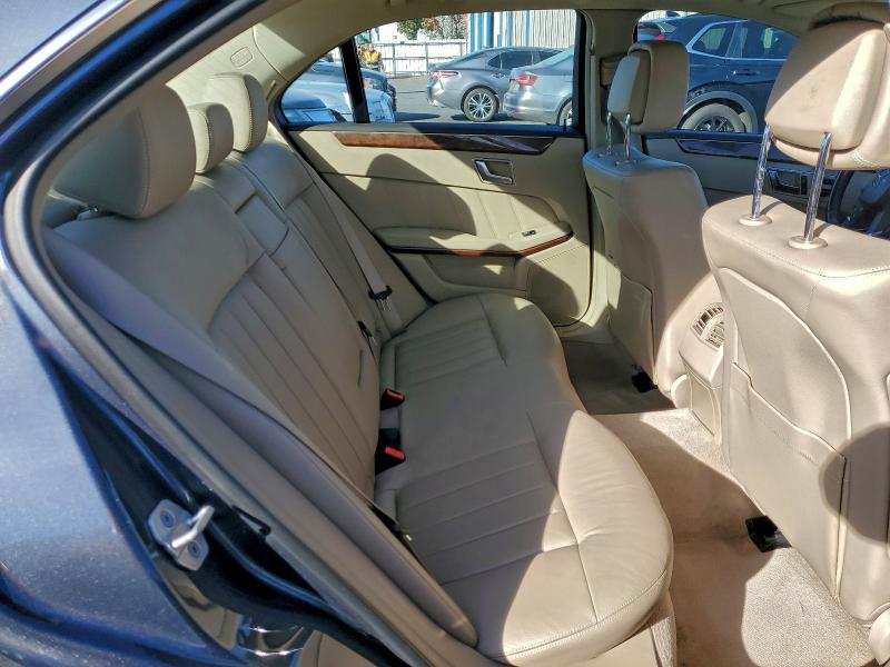 Photo 10 from auction – 2012 MERCEDES-BENZ E 350 with VIN WDDHF5KB1CA530690