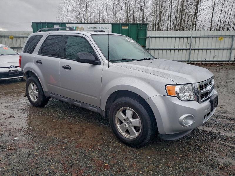 Photo 4 from auction – 2011 FORD ESCAPE XLT with VIN 1FMCU9DG3BKB99030