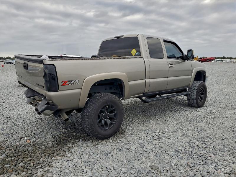 Photo 3 from auction – 2001 CHEVROLET SILVERADO with VIN 2GCEK19T211124246