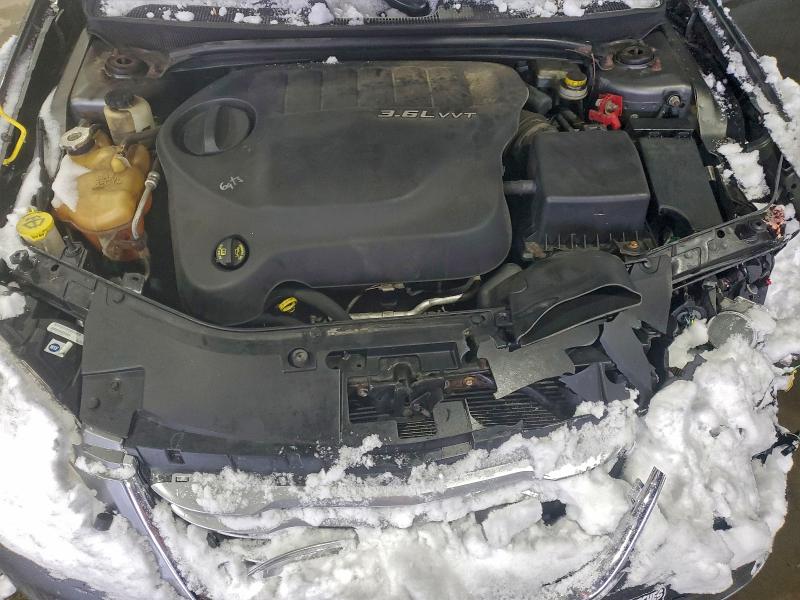 Photo 11 from auction – 2013 CHRYSLER 200 with VIN 1C3CCBCG1DN699113