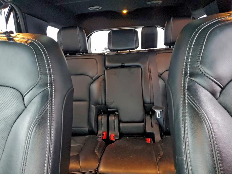 Photo 10 from auction – 2016 FORD EXPLORER L with VIN 1FM5K8F86GGC55812