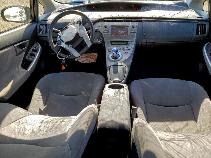Photo 8 from auction – 2014 TOYOTA PRIUS with VIN JTDKN3DU0E0387519