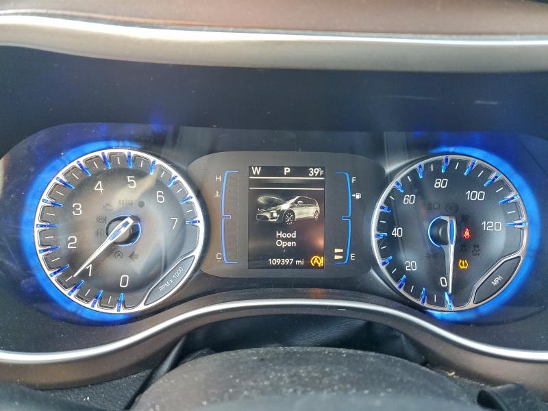Photo 9 from auction – 2018 CHRYSLER PACIFICA T with VIN 2C4RC1BG2JR185836