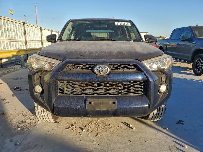 Photo 5 from auction – 2015 TOYOTA 4RUNNER SR with VIN JTEZU5JR4F5104309