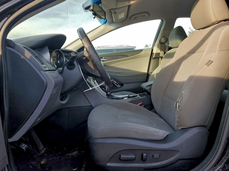 Photo 7 from auction – 2013 HYUNDAI SONATA GLS with VIN 5NPEB4AC6DH696646
