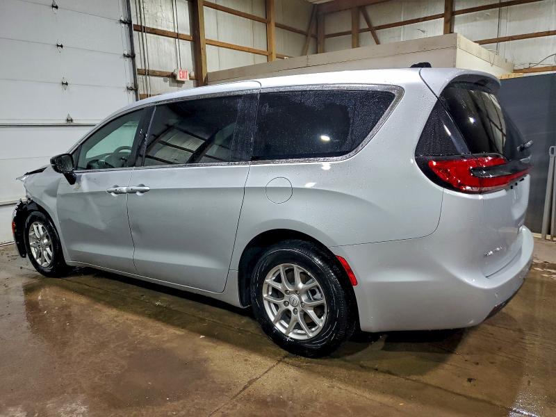 Foto 2 de la subasta – 2026 CHRYSLER PACIFICA S con VIN 2C4RC1BG3TR204090