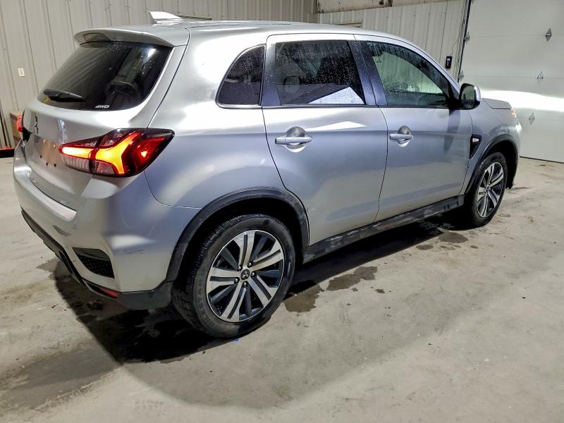 Photo 3 from auction – 2024 MITSUBISHI OUTLANDER with VIN JA4ARUAU8RU025893