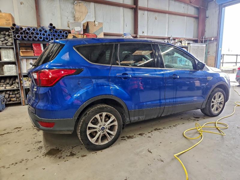 Photo 3 from auction – 2019 FORD ESCAPE SE with VIN 1FMCU0GD9KUA36111