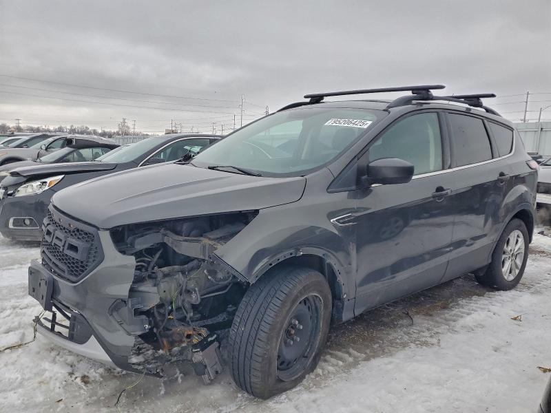 Photo 1 from auction – 2017 FORD ESCAPE SE with VIN 1FMCU9G90HUB23601