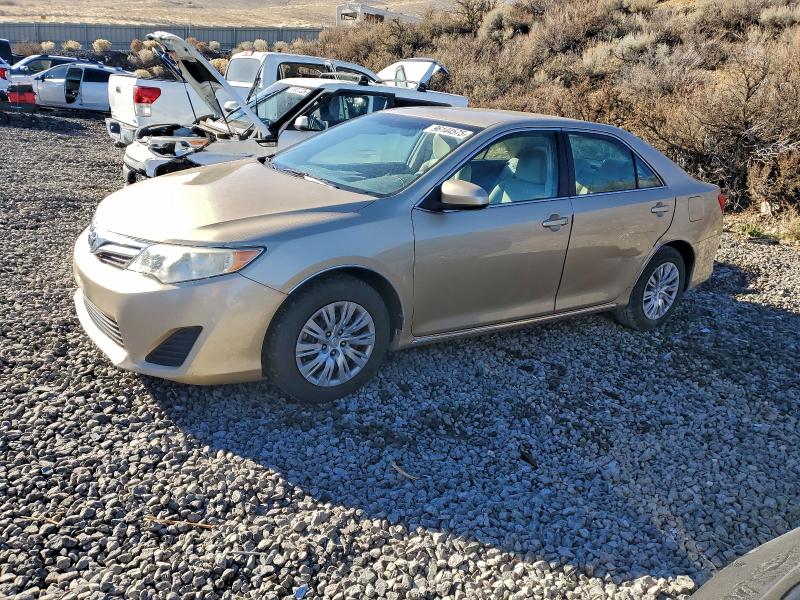 TOYOTA CAMRY BASE 2012 مع رقم تعريف المركبة 4T1BF1FK8CU063068 - صورة من المزاد
