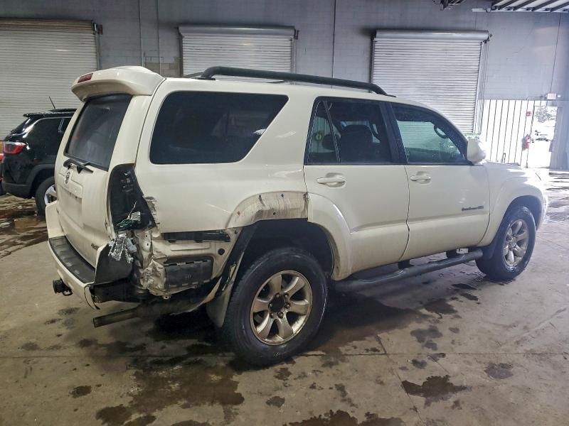 Photo 3 from auction – 2006 TOYOTA 4RUNNER SR with VIN JTEBU14R660105223