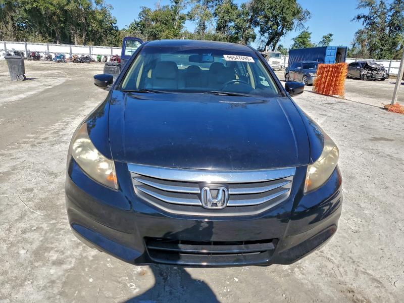 Photo 5 from auction – 2011 HONDA ACCORD EXL with VIN 1HGCP2F81BA014652