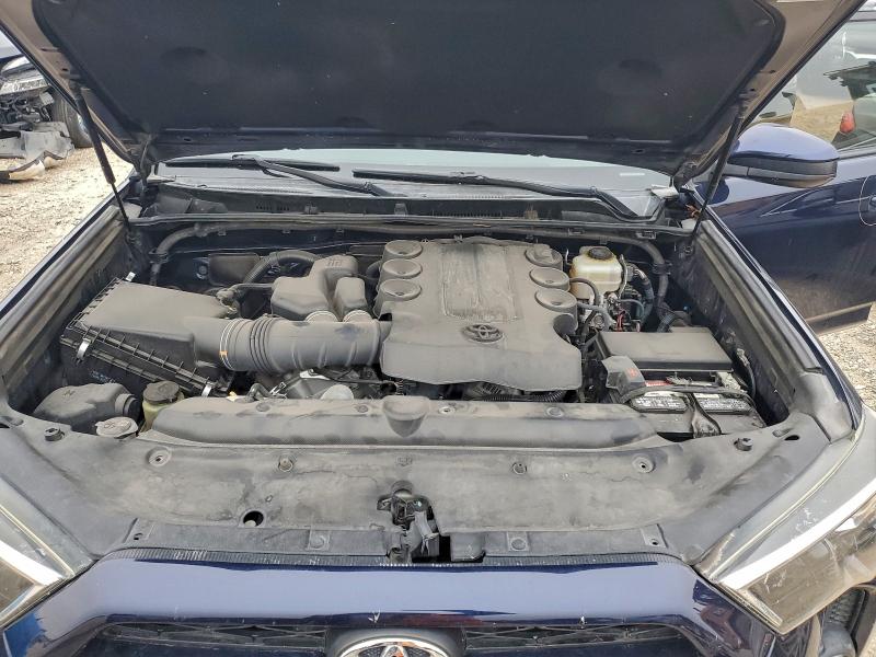 Photo 12 from auction – 2015 TOYOTA 4RUNNER SR with VIN JTEZU5JR8F5102773