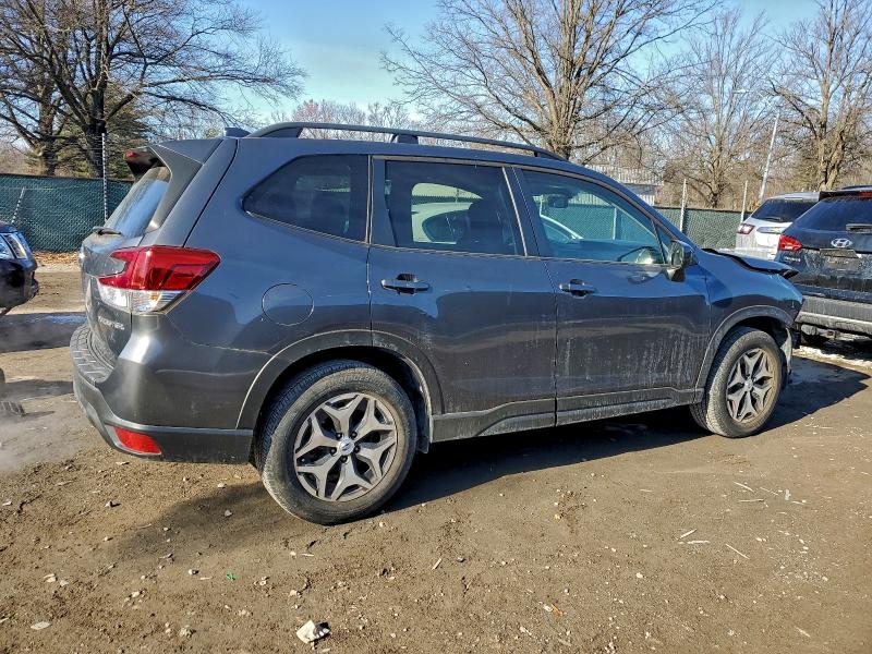 Photo 3 from auction – 2020 SUBARU FORESTER P with VIN JF2SKAJC9LH475400