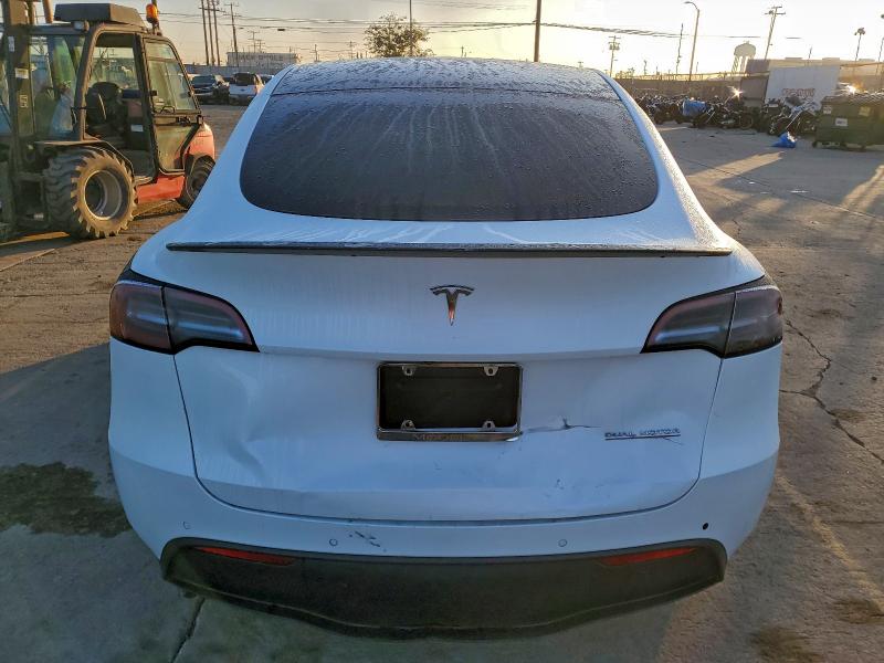 Photo 6 from auction – 2022 TESLA MODEL Y with VIN 7SAYGDEF9NF465682