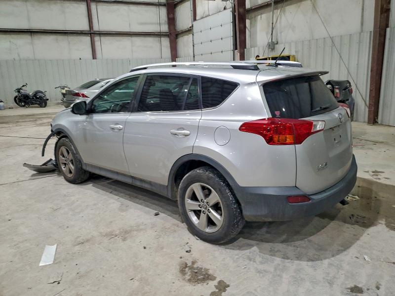 Photo 2 from auction – 2015 TOYOTA RAV4 XLE with VIN 2T3RFREV6FW369318