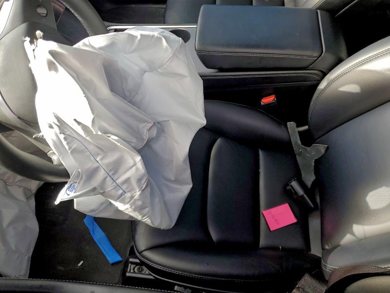 Photo 7 from auction – 2021 TESLA MODEL Y with VIN 5YJYGDEE7MF297124