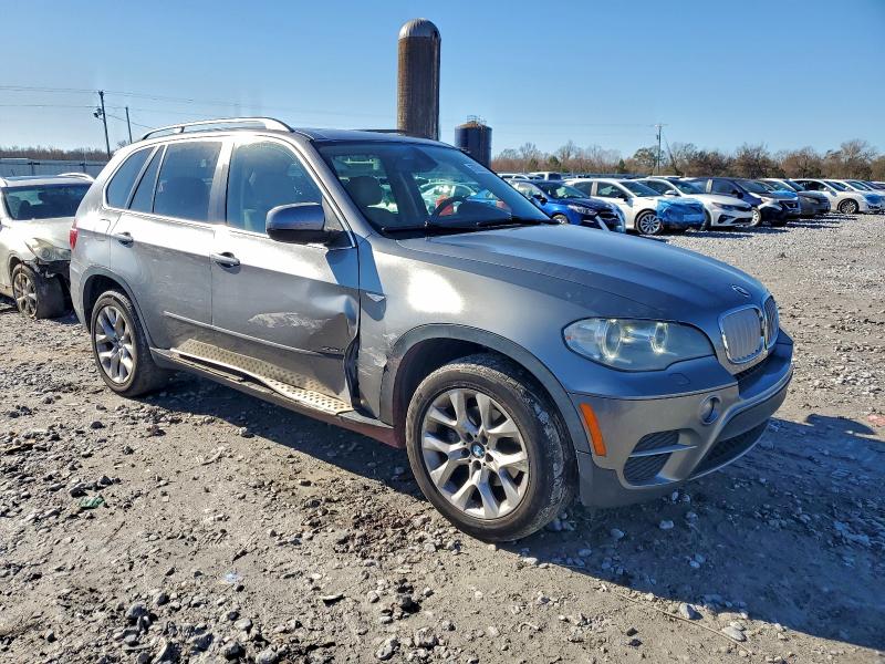 Photo 4 from auction – 2013 BMW X5 XDRIVE3 with VIN 5UXZV4C57D0E02077