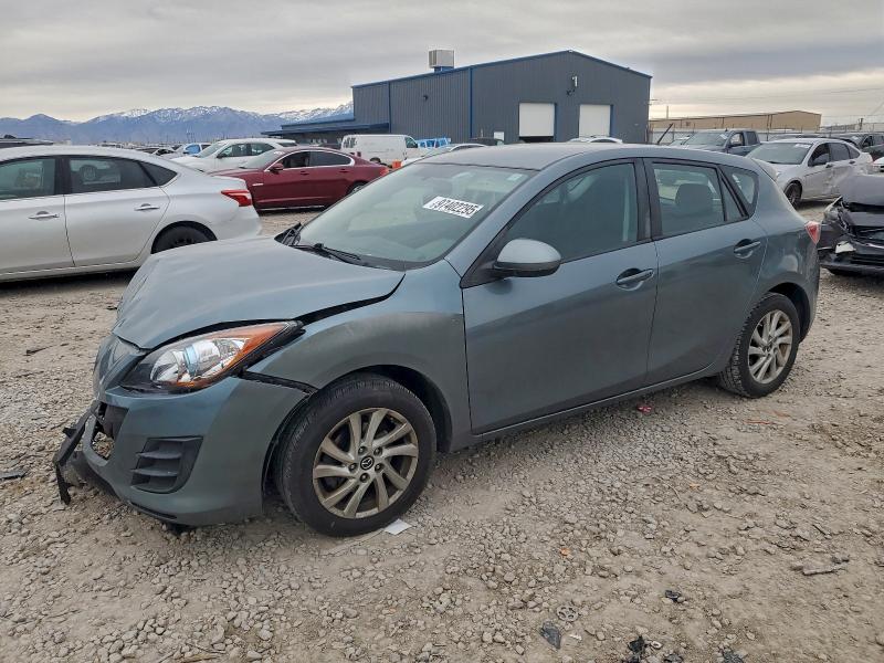 MAZDA 3 I 2013 with VIN JM1BL1LP7D1792730 - Photo from auction
