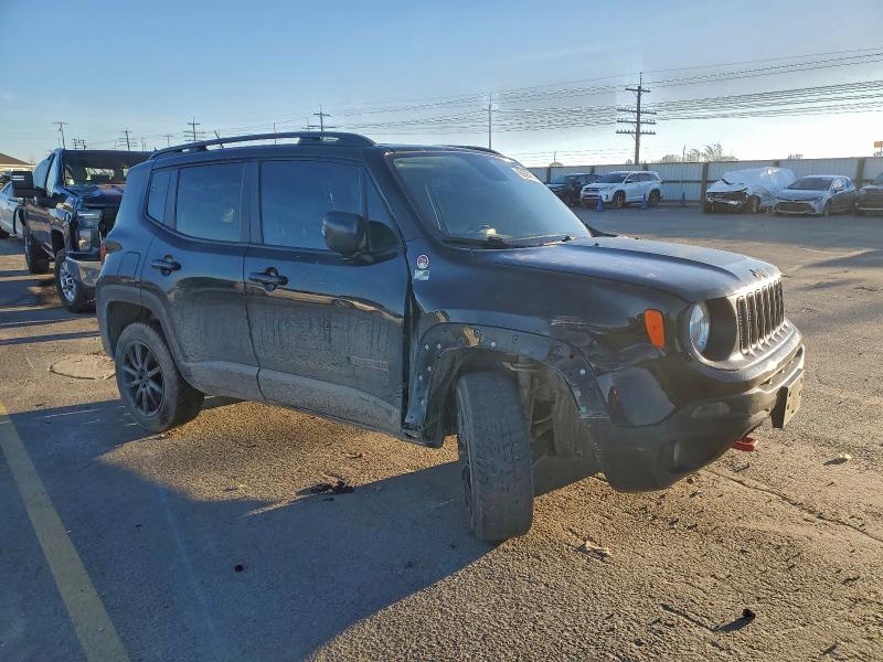 Photo 4 from auction – 2017 JEEP RENEGADE T with VIN ZACCJBCB3HPG51504