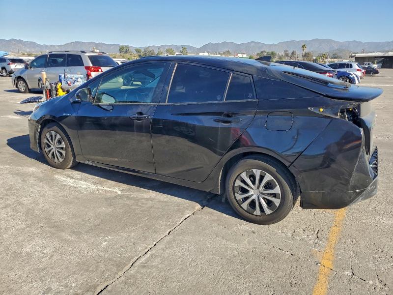 Photo 2 from auction – 2018 TOYOTA PRIUS with VIN JTDKBRFU1J3058832