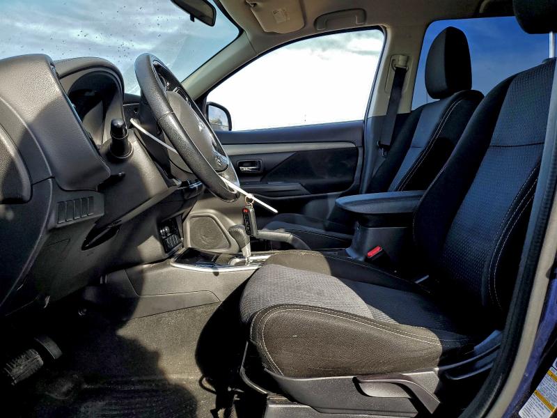 Zdjęcie 7 z aukcji – 2017 MITSUBISHI OUTLANDER z VIN JA4AD3A33HZ054770