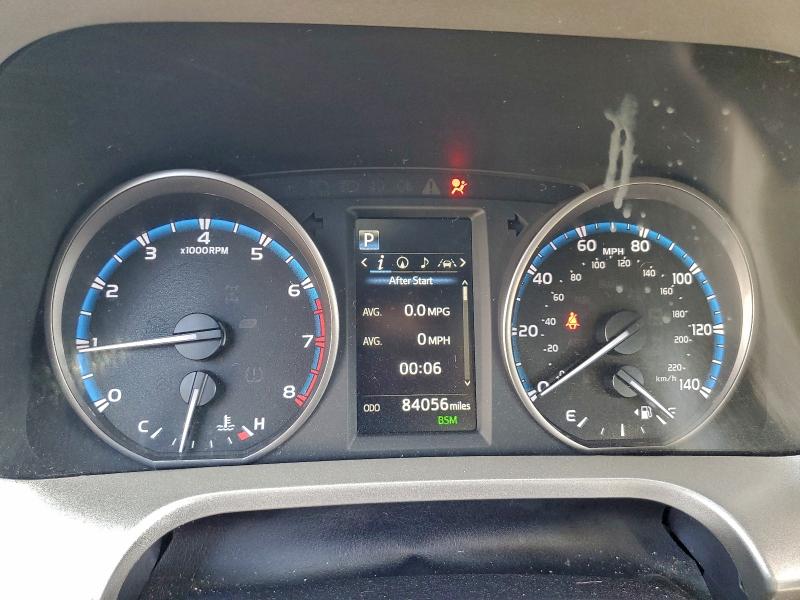 Photo 9 from auction – 2018 TOYOTA RAV4 ADVEN with VIN 2T3RFREVXJW844915