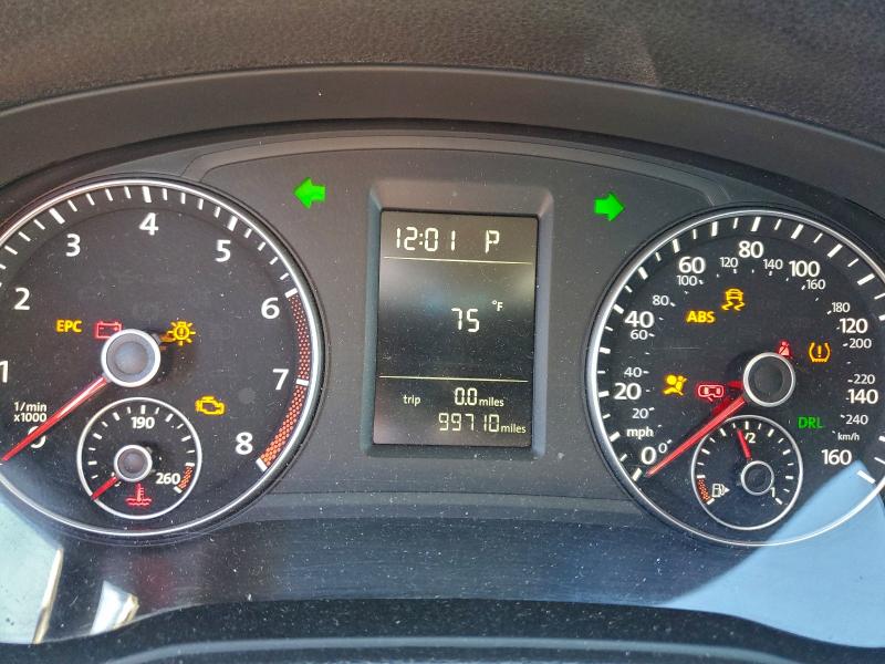 Photo 9 from auction – 2014 VOLKSWAGEN PASSAT S with VIN 1VWAT7A33EC094066