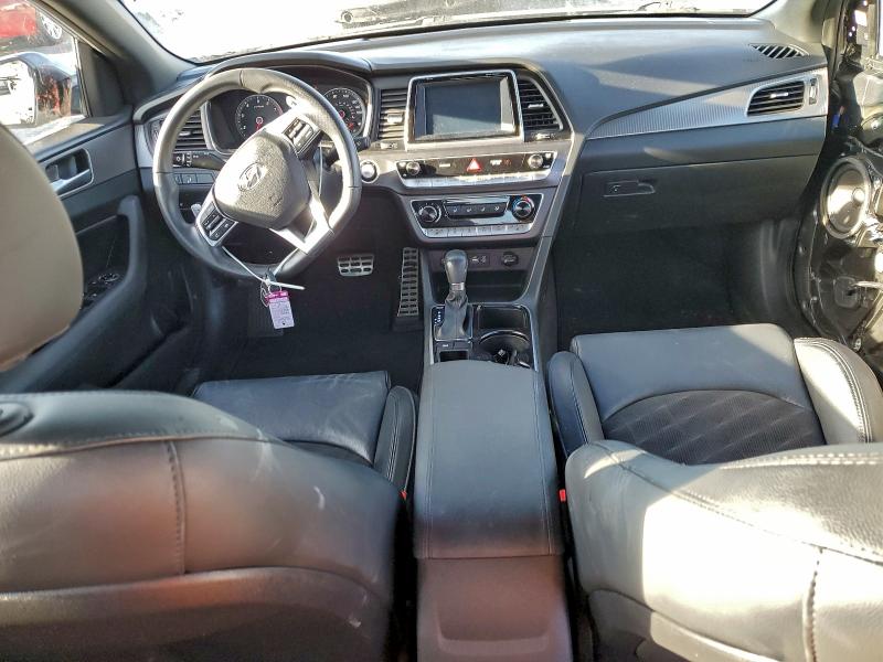 Photo 8 from auction – 2018 HYUNDAI SONATA SPO with VIN 5NPE34AB8JH693831