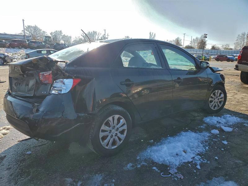 Photo 3 from auction – 2010 KIA FORTE EX with VIN KNAFU4A23A5050656