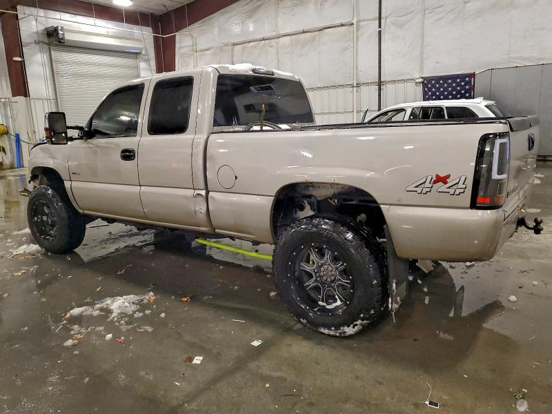 Photo 2 from auction – 2004 GMC SIERRA K25 with VIN 1GTHK292X4E267099
