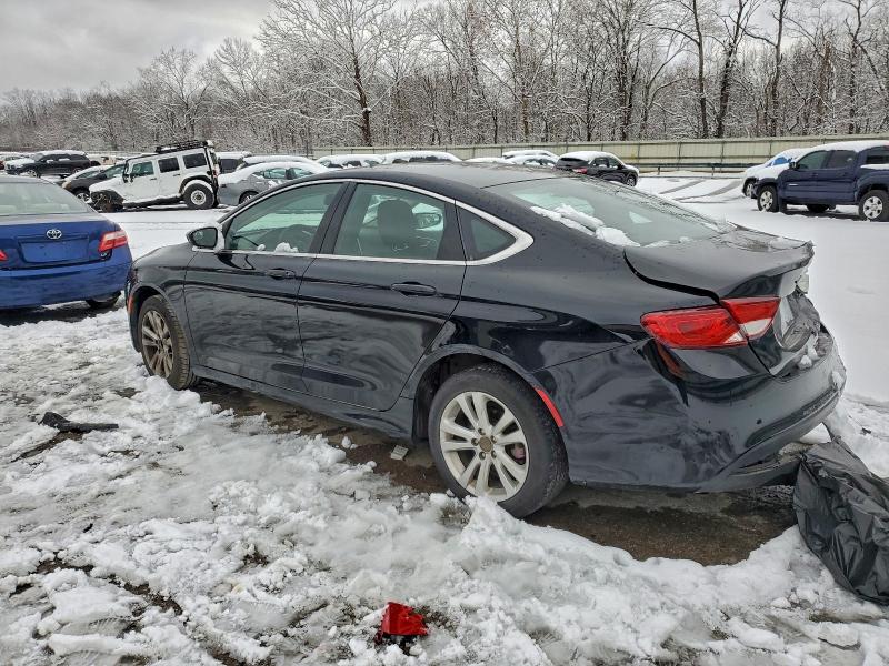 Photo 2 from auction – 2016 CHRYSLER 200 LIMITE with VIN 1C3CCCAB0GN130285