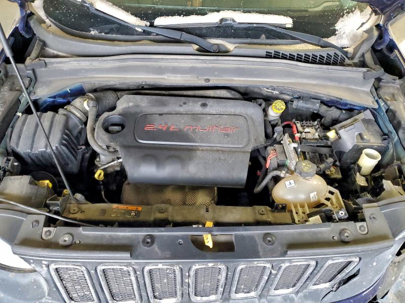 Photo 11 from auction – 2017 JEEP RENEGADE S with VIN ZACCJBAB7HPE53205