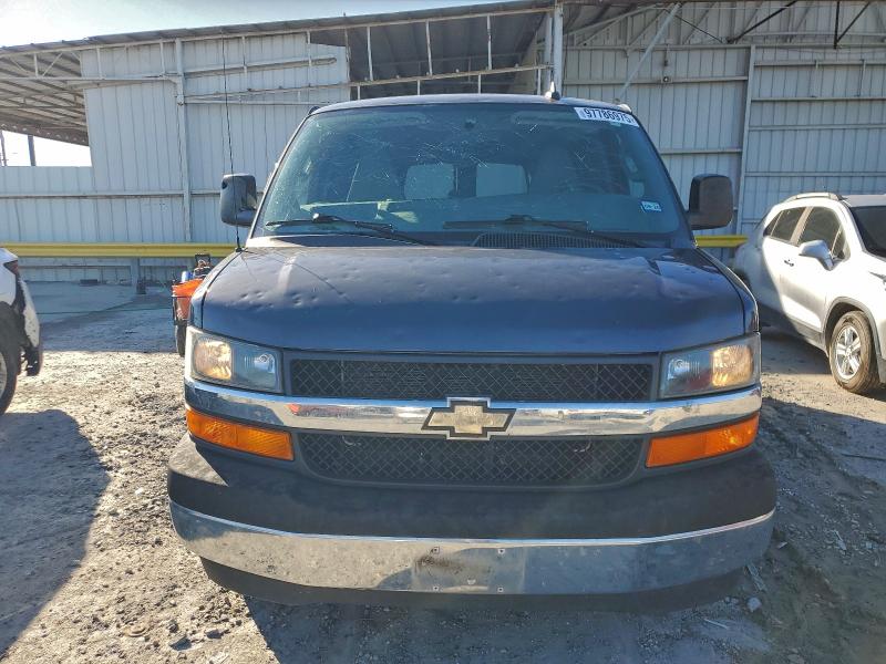 Photo 5 from auction – 2017 CHEVROLET EXPRESS G2 with VIN 1GNWGFFG4H1335661
