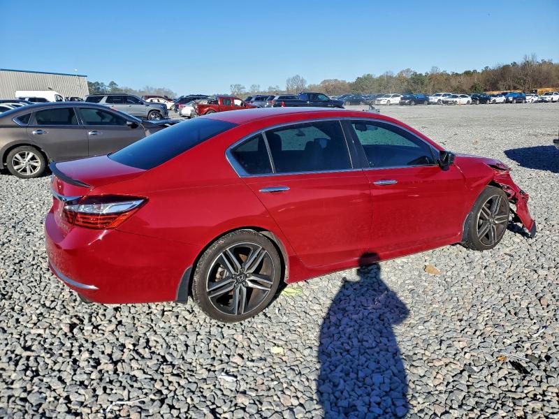 Photo 3 from auction – 2017 HONDA ACCORD with VIN 1HGCR2F50HA010214